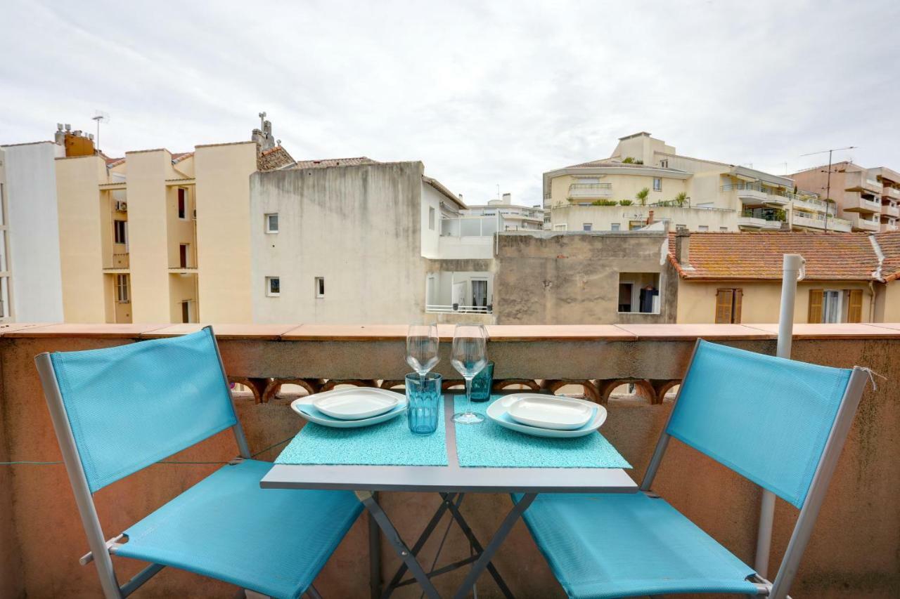 L'Amandine ,45 M2 Terrasse Et Garage Centre Ville Saint-Raphaël Exteriér fotografie